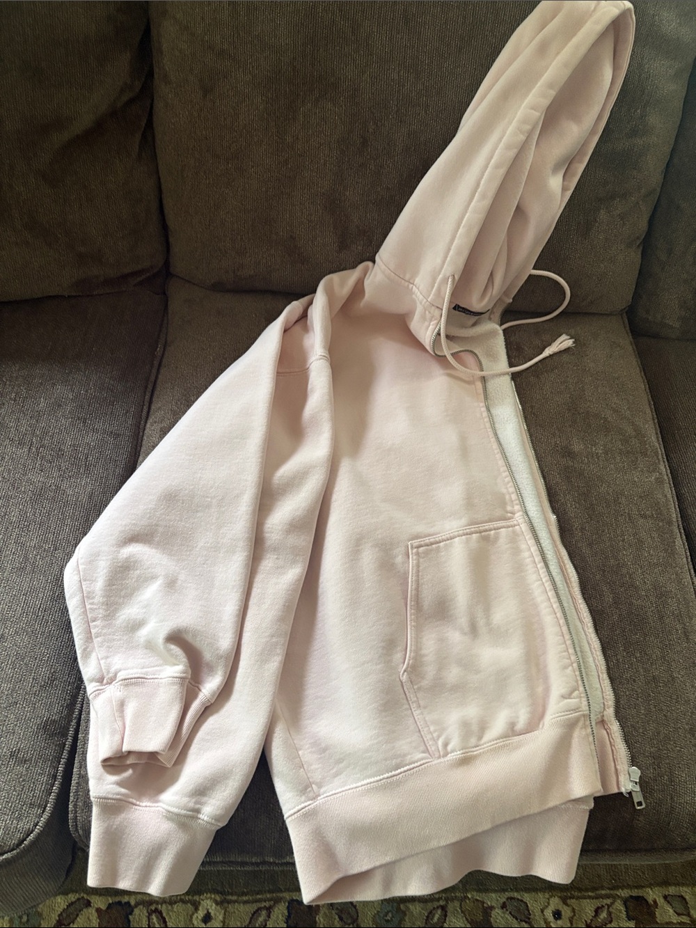 Brandy Melville Pale Pink Hoodie - Picture 3 of 4